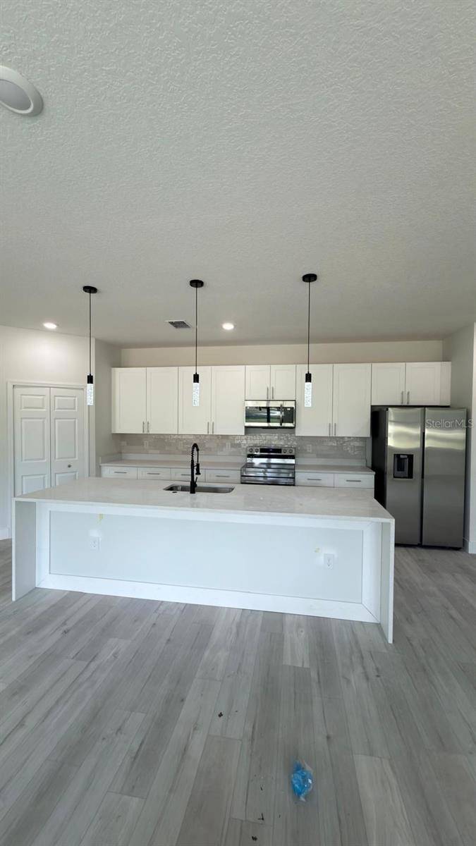 2693 JEANNIN DR, North Port, FL 34288