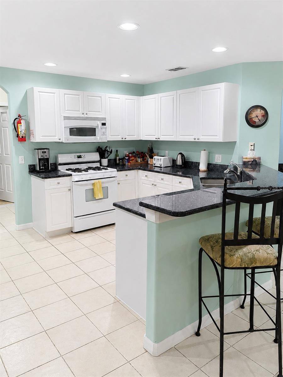 615 DOLCETTO DR, Davenport, FL 33897