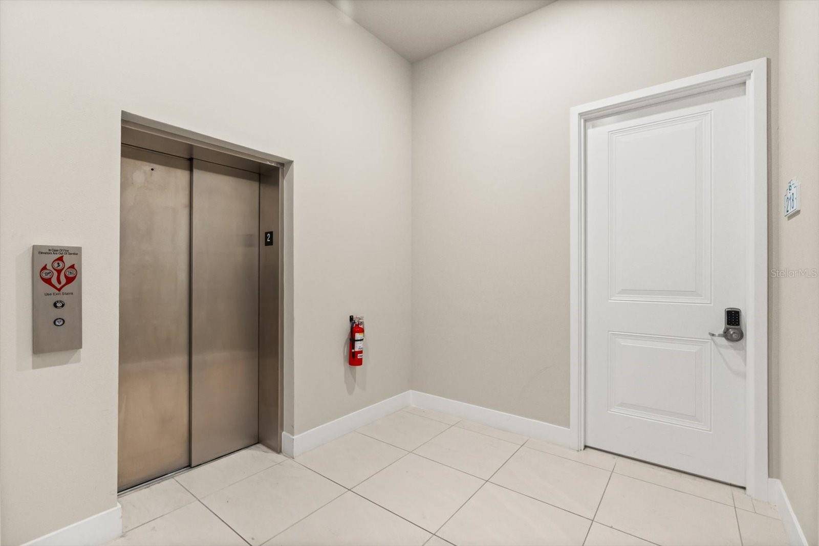 7770 SANDY RIDGE DR #218 BLDG 28 - Elevator, Kissimmee, FL 34747