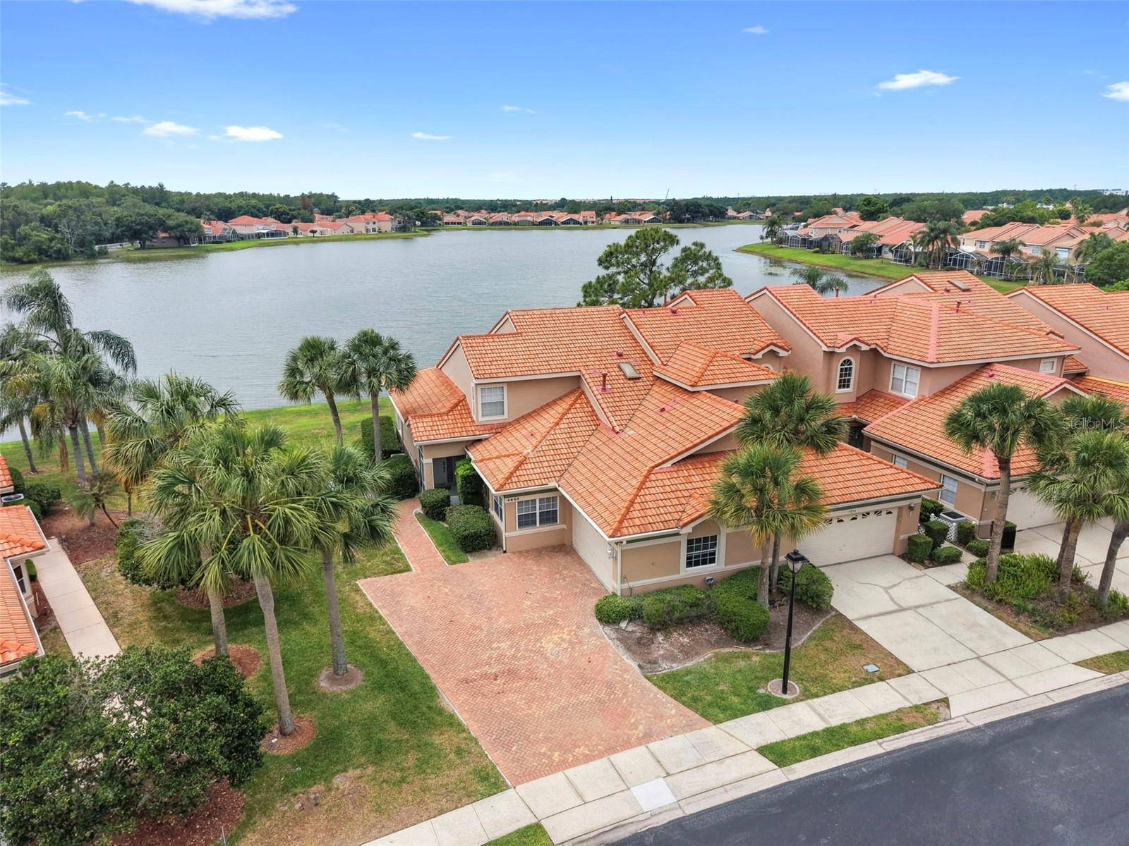 4850 WATERVISTA DR, Orlando, FL 32821