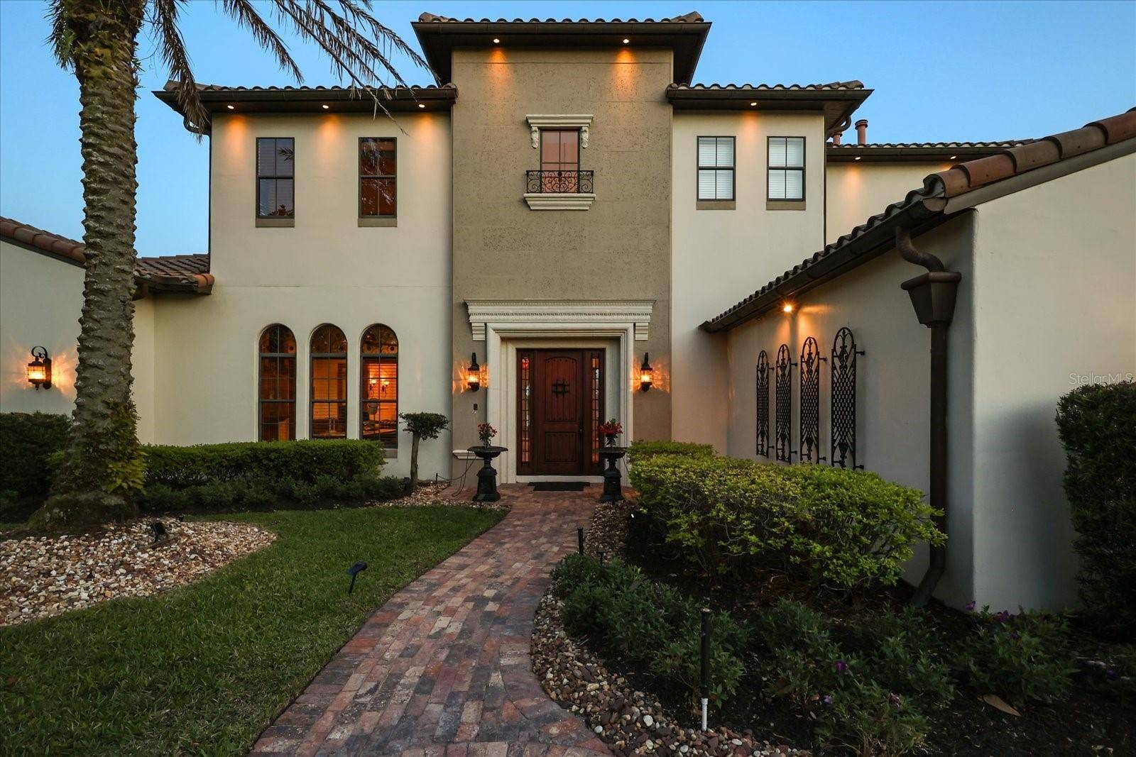 1136 LAKE WHITNEY DR, Windermere, FL 34786