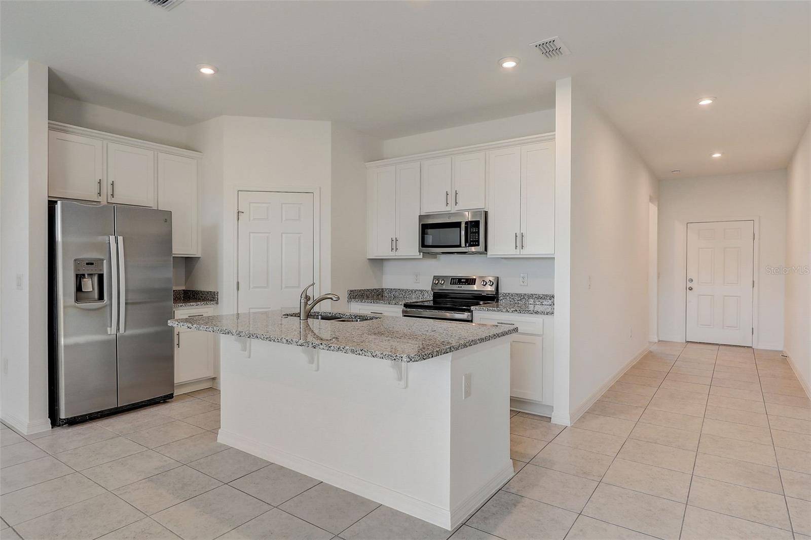 9221 HARRIS HAWK DR, Leesburg, FL 34788