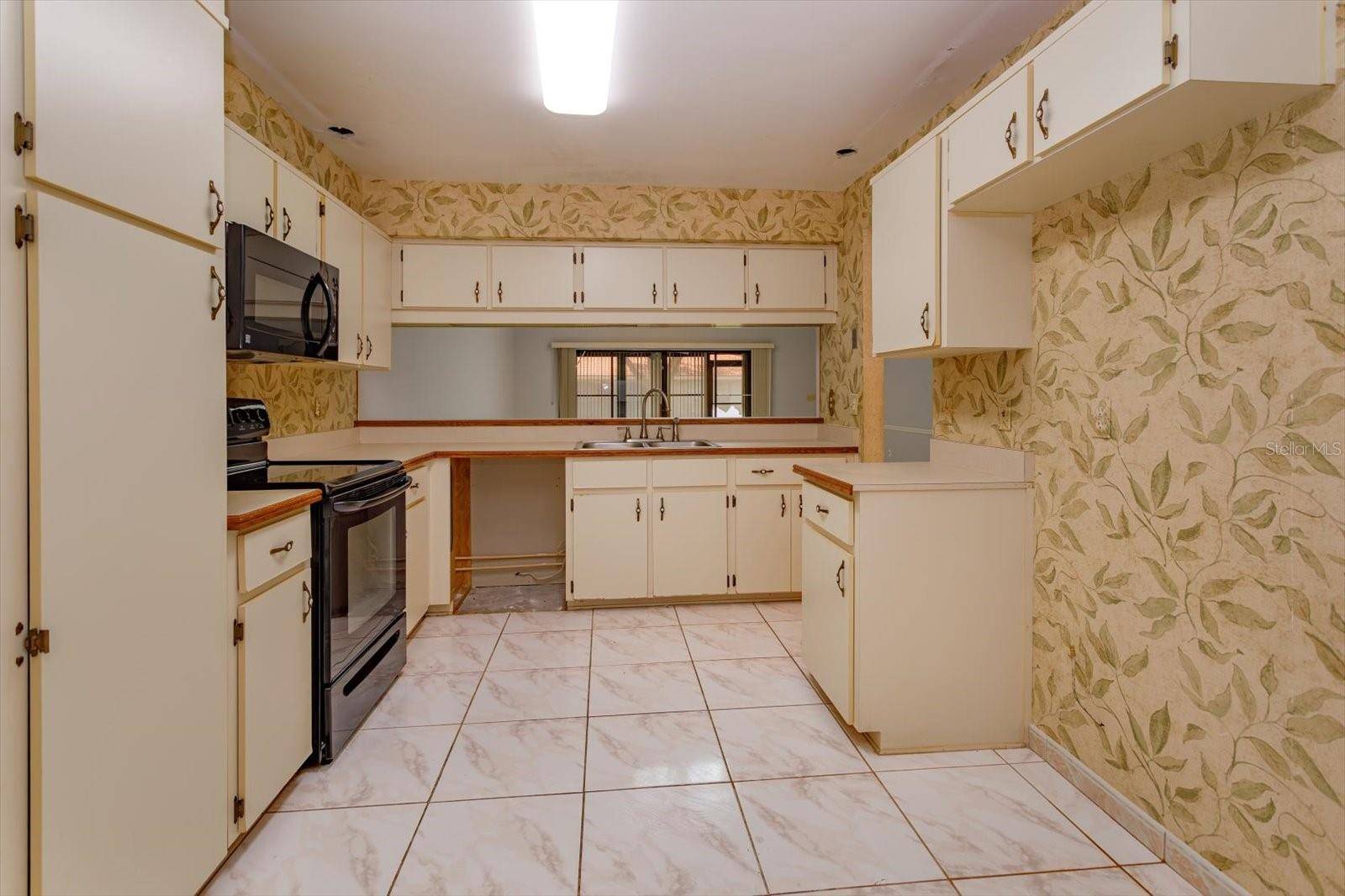 8266 AMBROSE COVE WAY, Orlando, FL 32819