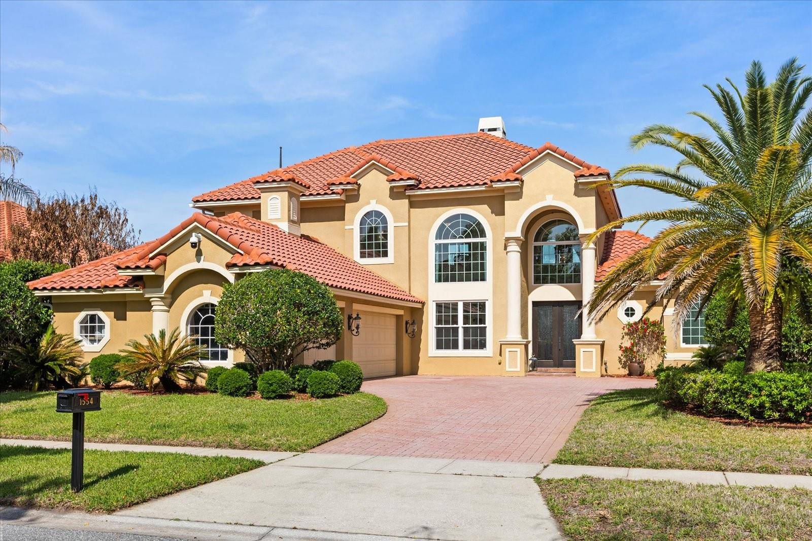 1554 LAKE RHEA DR, Windermere, FL 34786