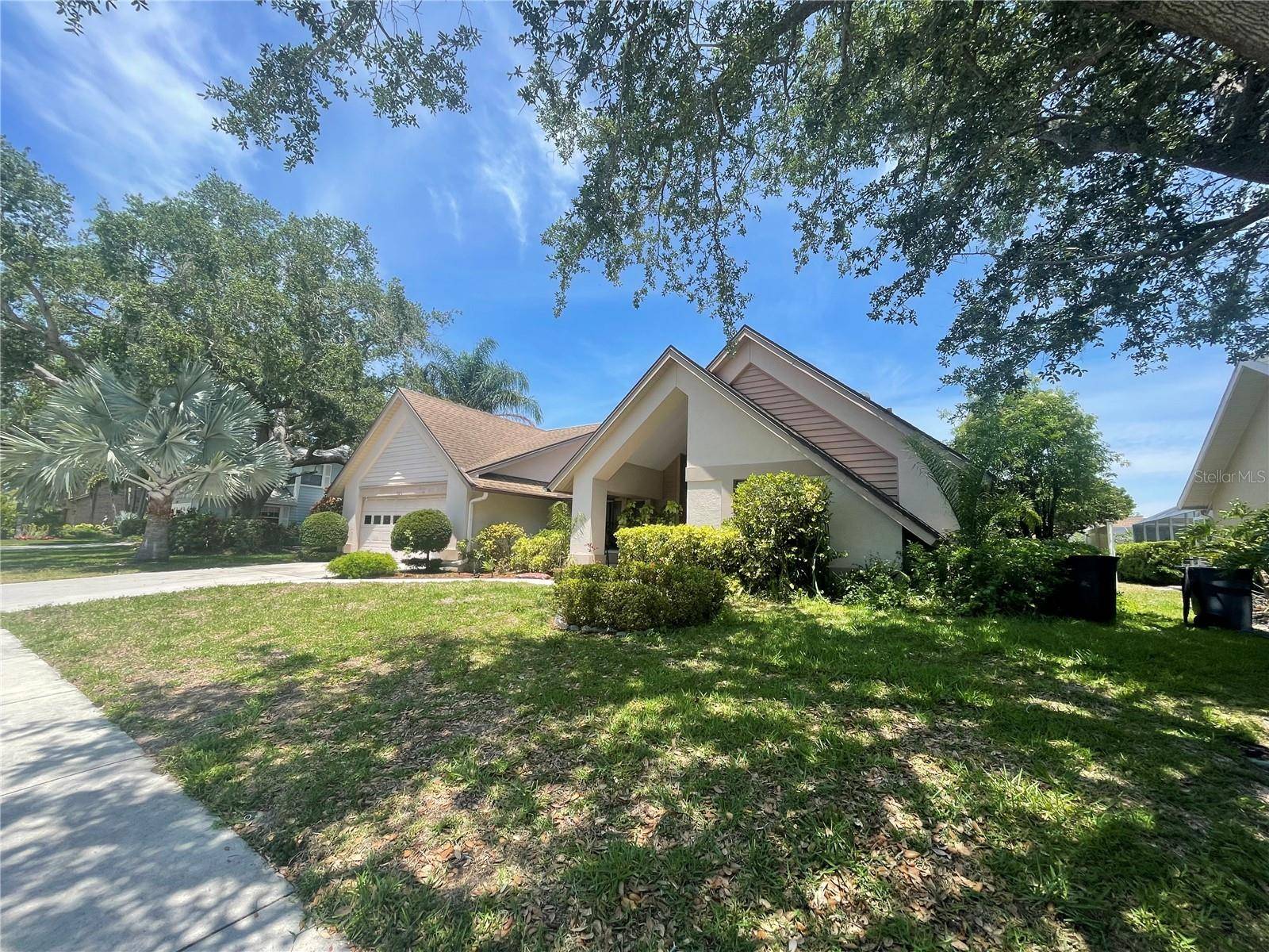 4696 LONG LAKE DR, Sarasota, FL 34233