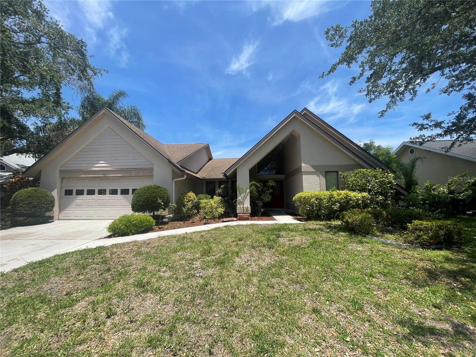 4696 LONG LAKE DR, Sarasota, FL 34233