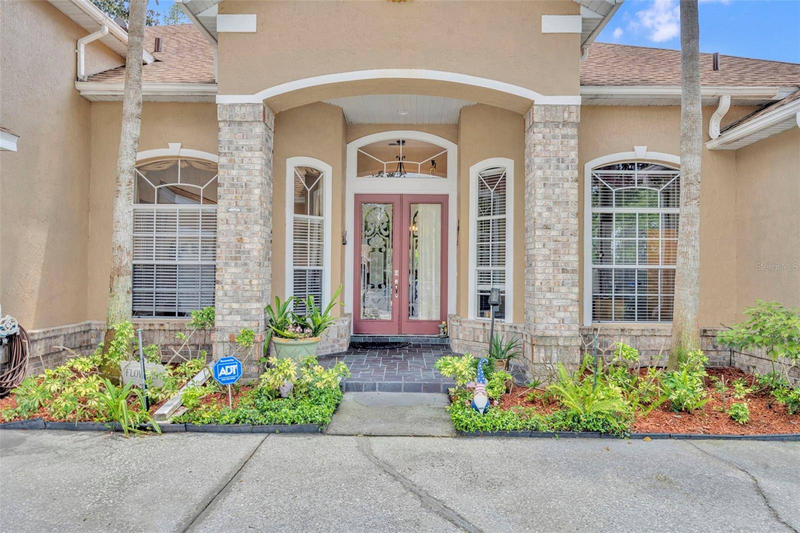 2518 EMERALD TREE LN, Apopka, FL 32712