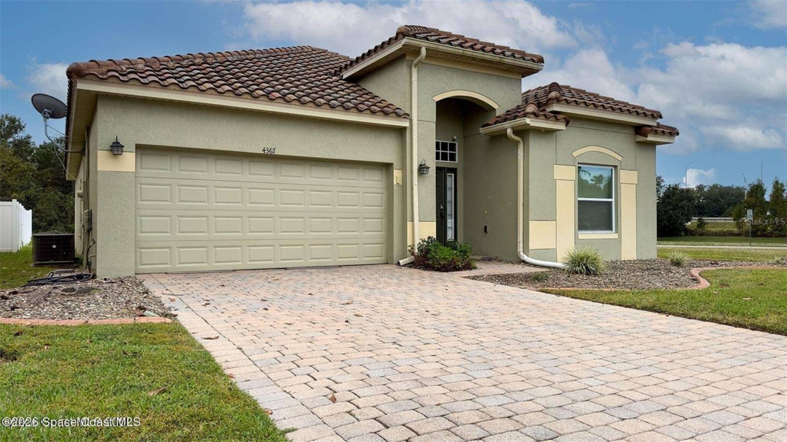 4367 FITZROY REEF DR, Mims, FL 32754
