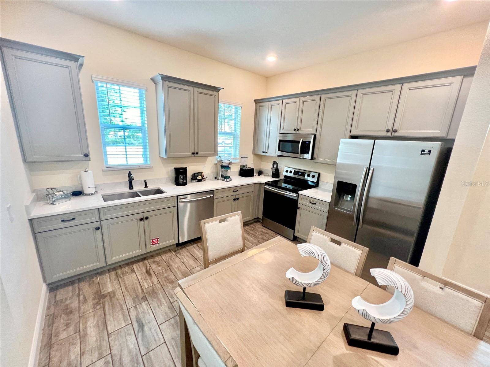 8067 KNEE DEEP RD, Kissimmee, FL 34747