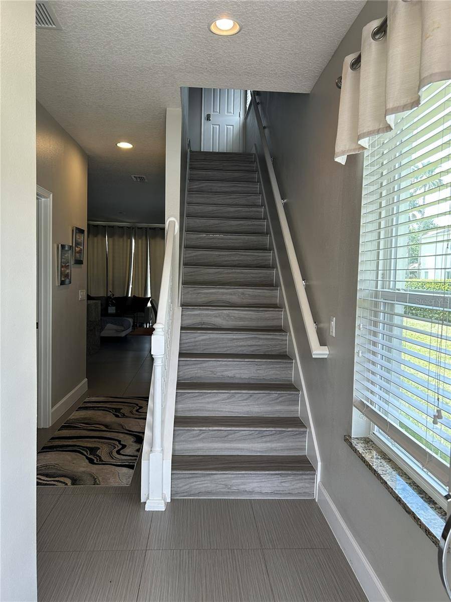 1421 RETREAT CIR, Clermont, FL 34714