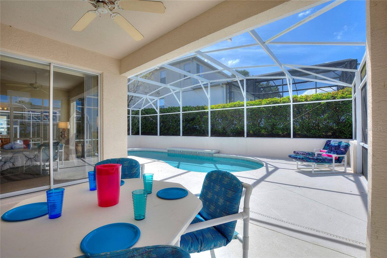 556 BONVILLE DR, Davenport, FL 33897
