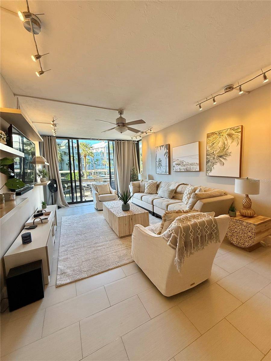 Address not disclosed, Sarasota, FL 34242