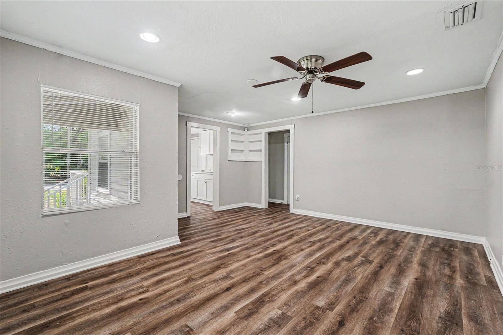 828 E 145TH AVE, Tampa, FL 33613