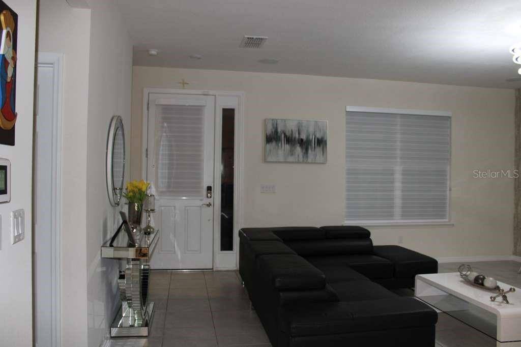 1723 FLOURISH AVE, Kissimmee, FL 34744