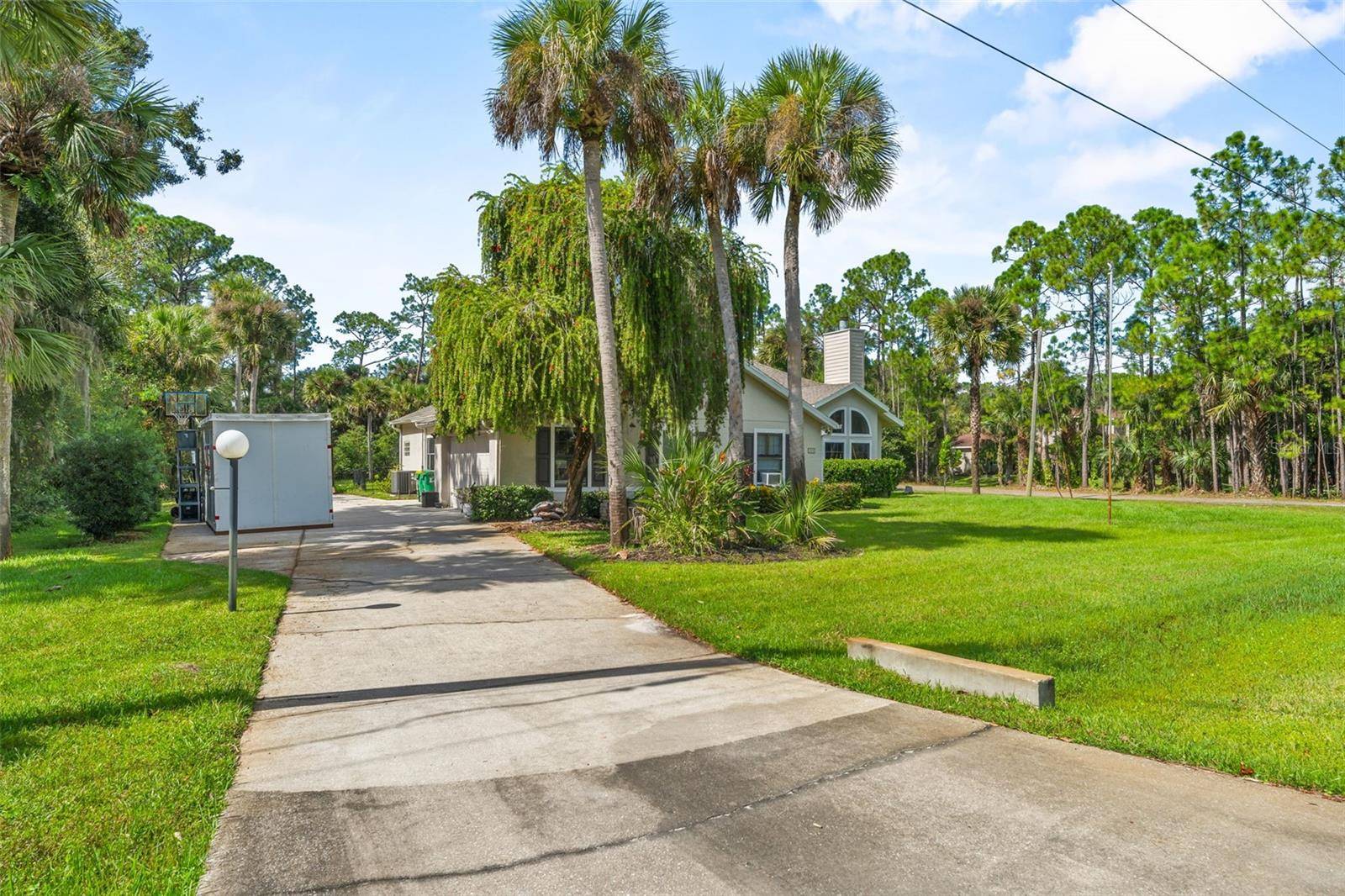 5560 BOB WHITE TRL, Mims, FL 32754