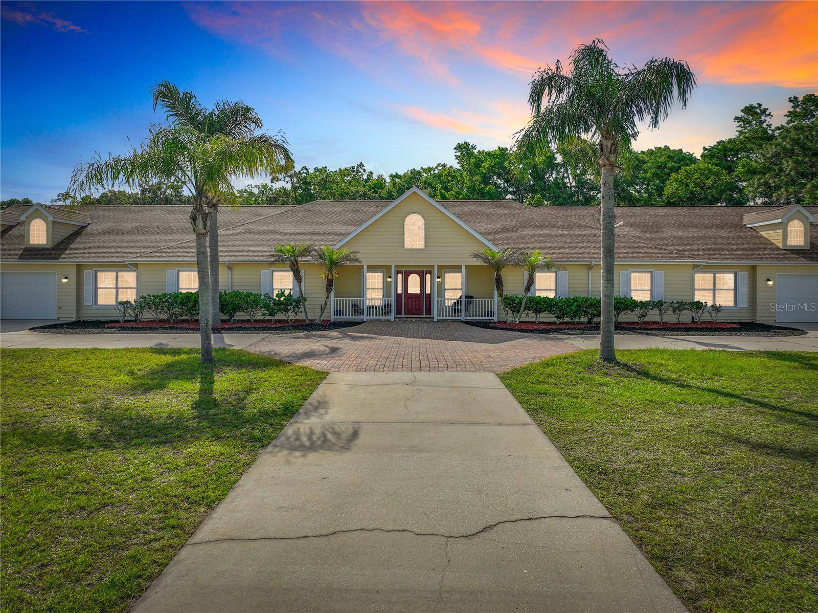 2300 PINE MEADOWS PL, Chuluota, FL 32766