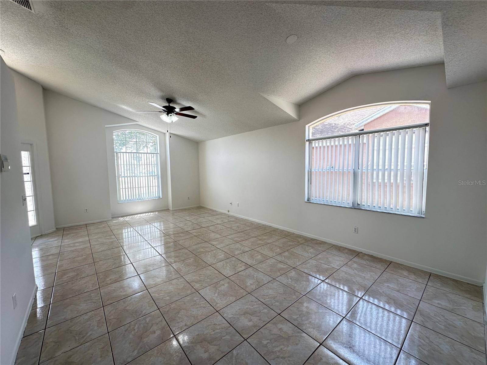 311 DOWNING CIR, Davenport, FL 33897