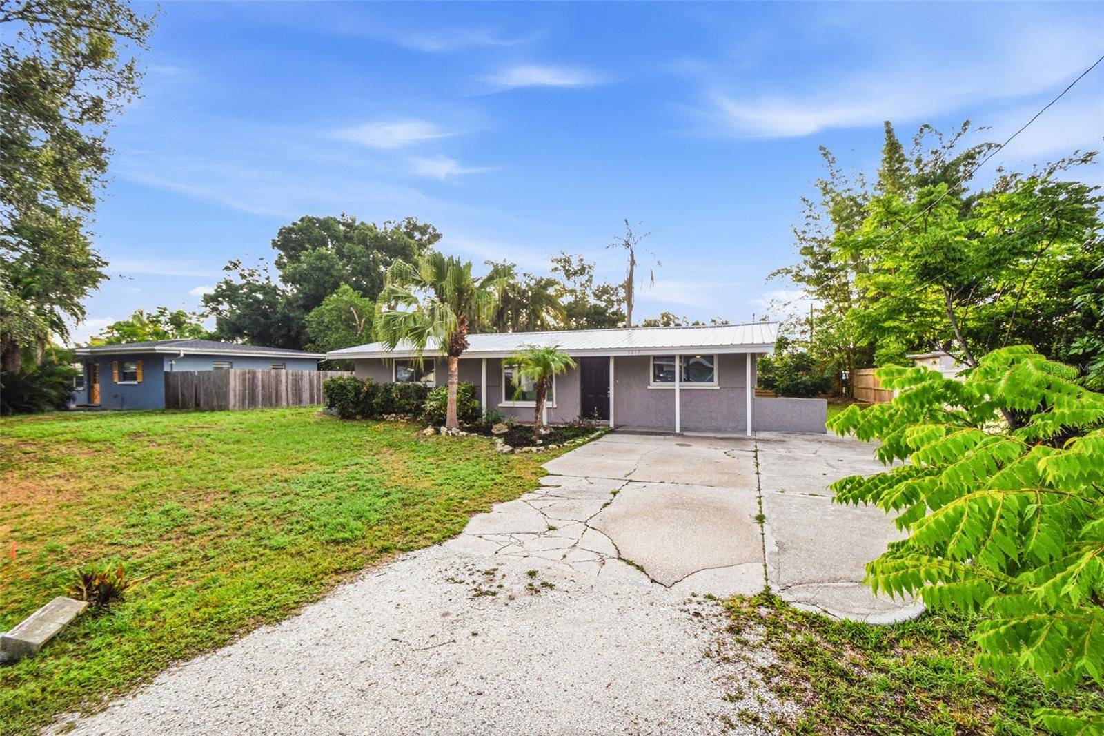 5917 OLIVE AVE, Sarasota, FL 34231