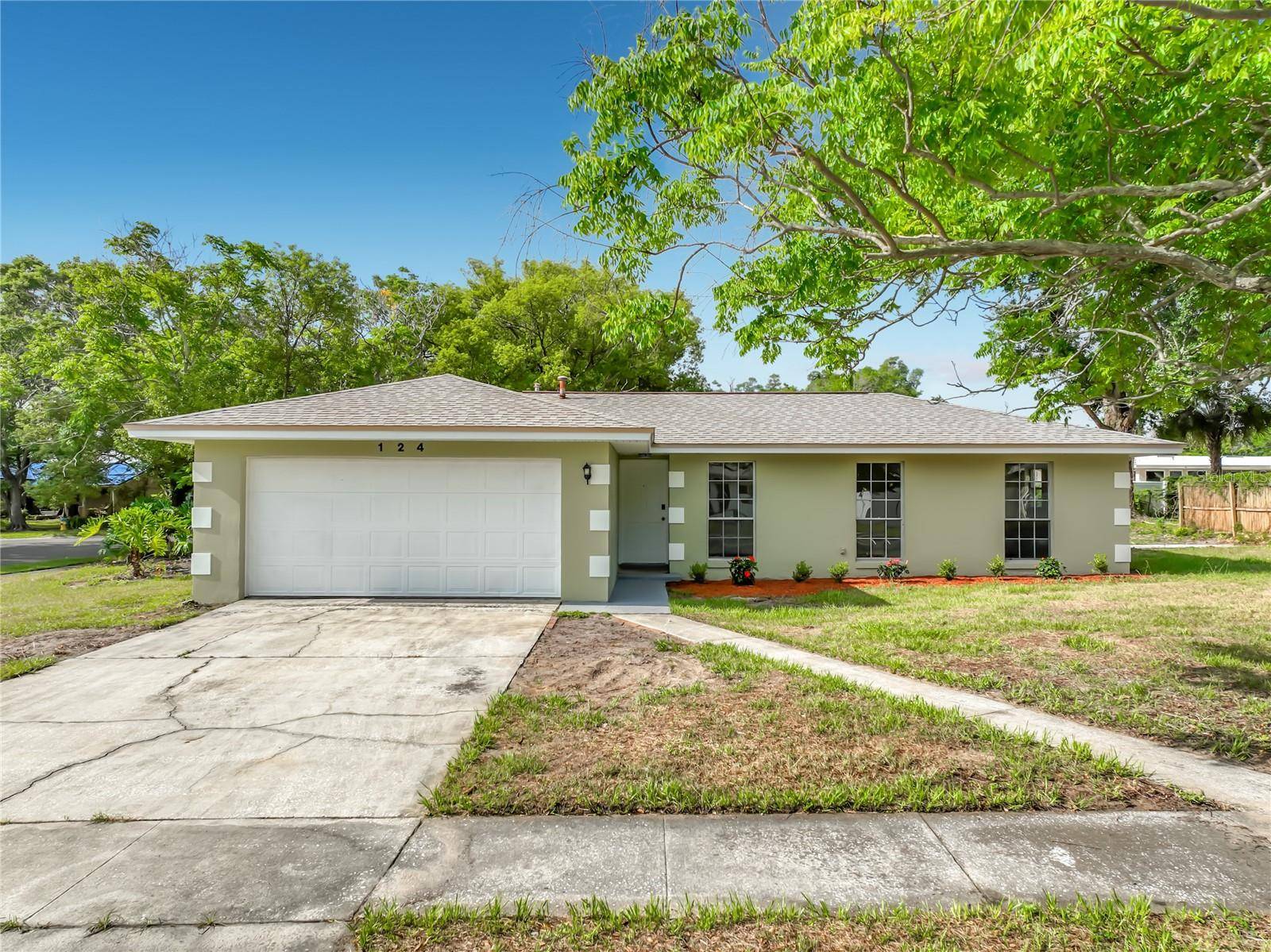124 HOLLYHOCK DR, Altamonte Springs, FL 32701