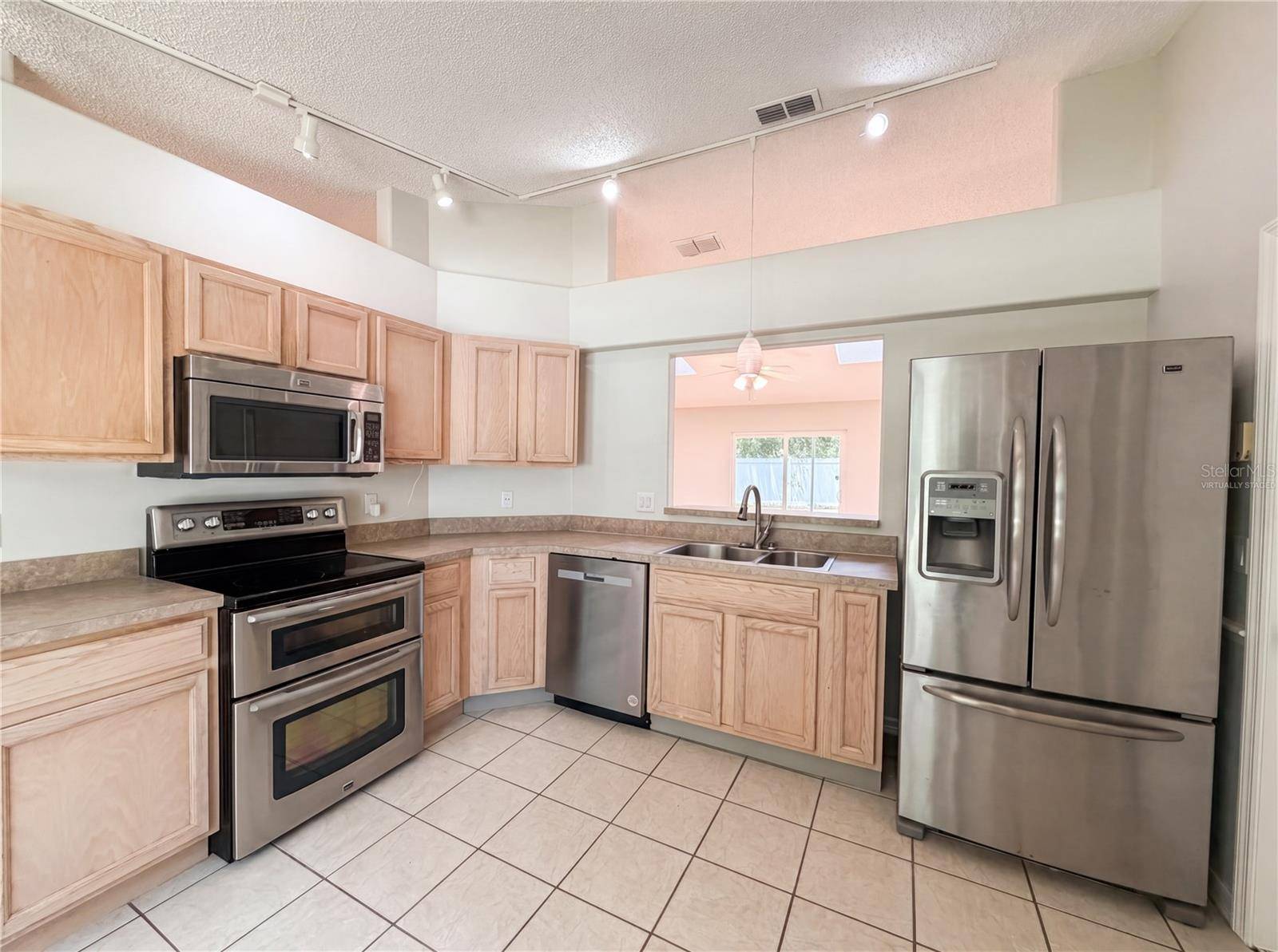 1360 WILDBERRY LN, Deltona, FL 32725