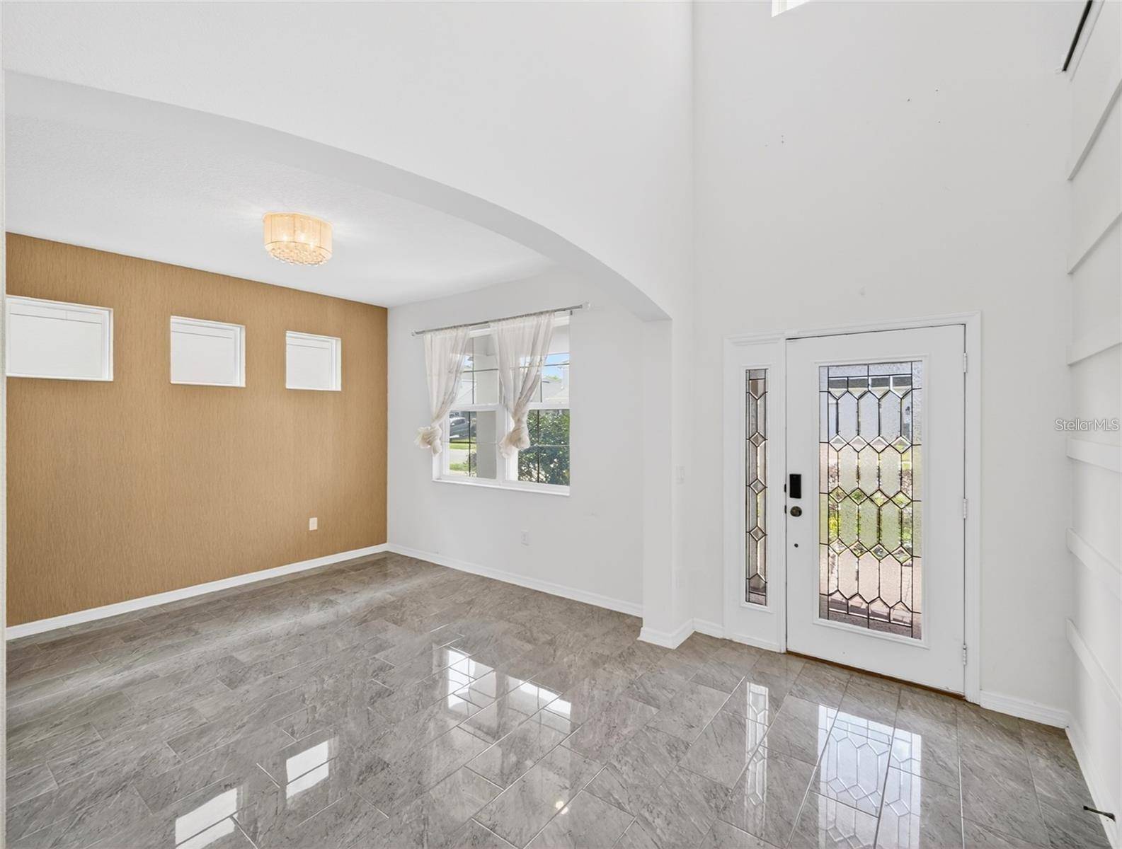 2556 LEYLAND CYPRESS LN, Sanford, FL 32773