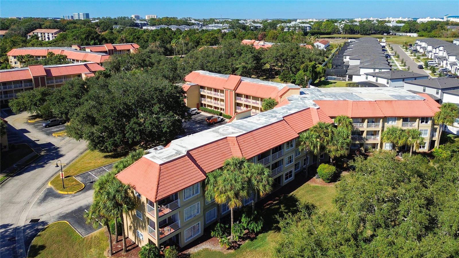 6337 PARC CORNICHE DR #2304, Orlando, FL 32821