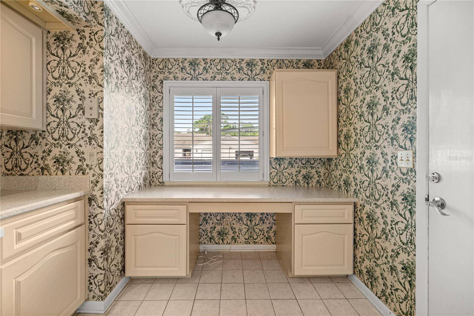 2050 SE 37TH COURT CIR, Ocala, FL 34471