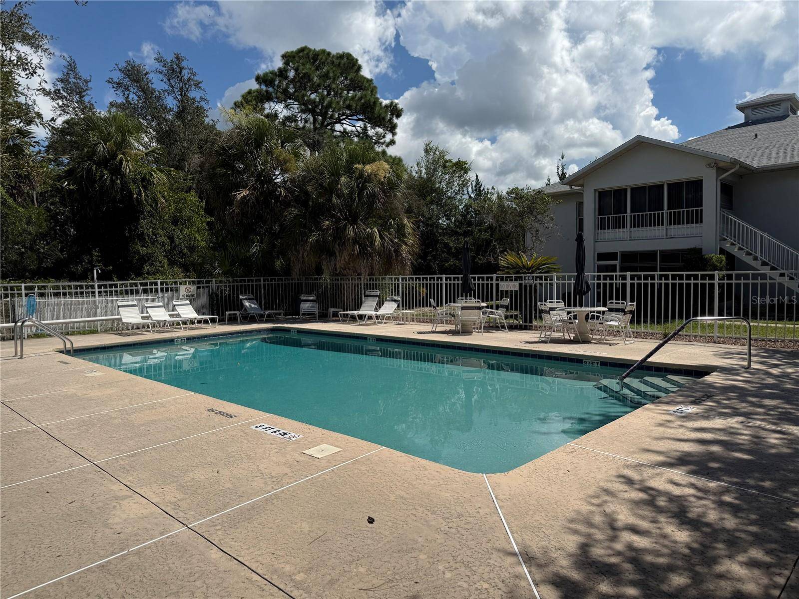 857 SE MAYO DR #102, Crystal River, FL 34429