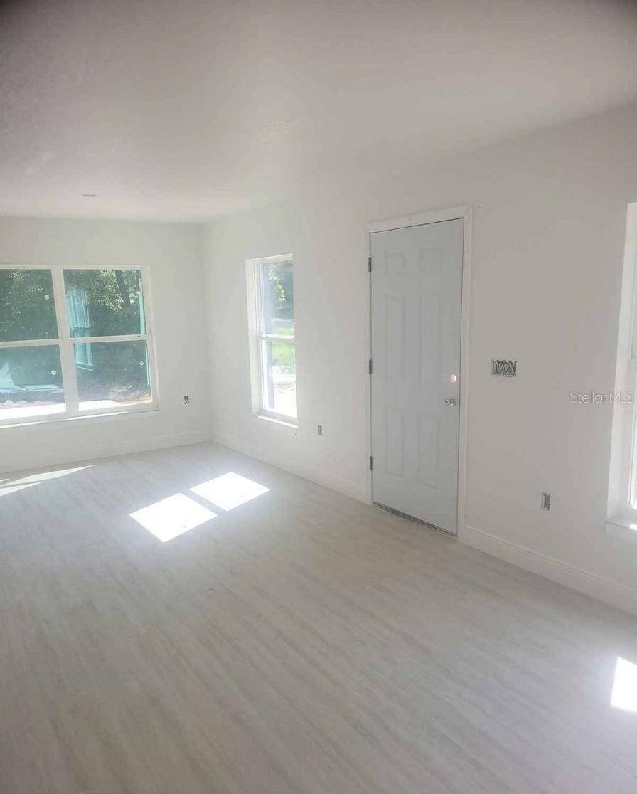 338 2ND WAY, Interlachen, FL 32148