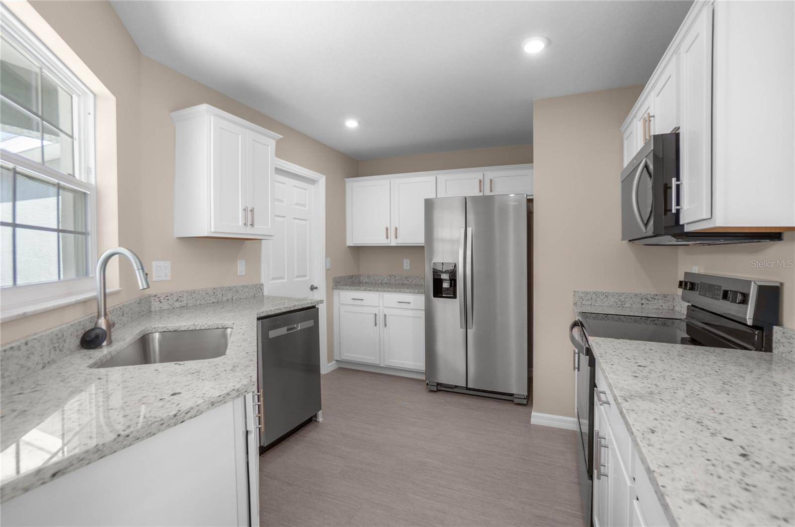 10494 S DREW BRYANT CIR, Floral City, FL 34436