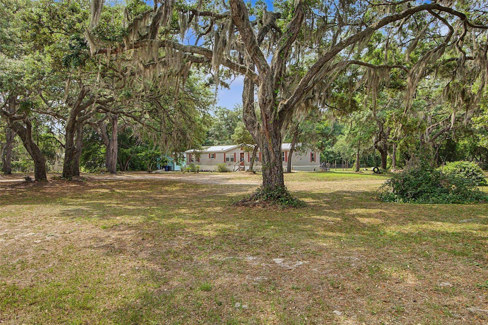 8186 E WINDSONG ST, Floral City, FL 34436