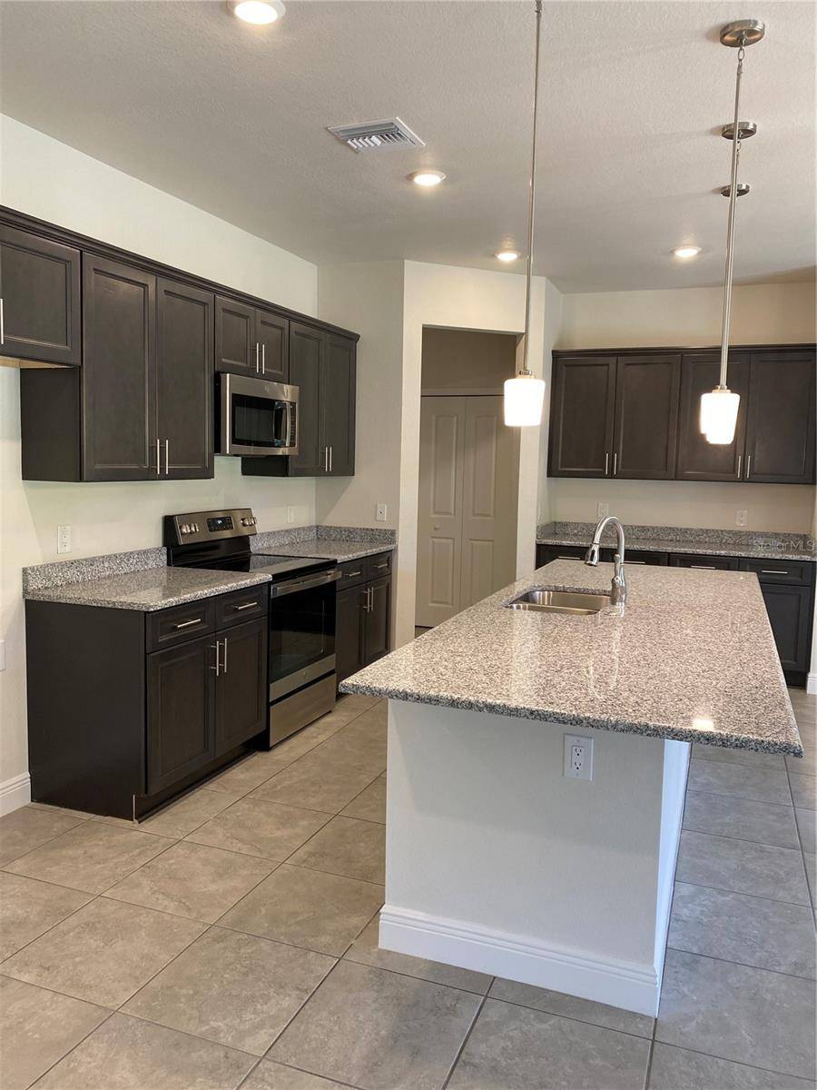 2789 WENONA DR, North Port, FL 34288