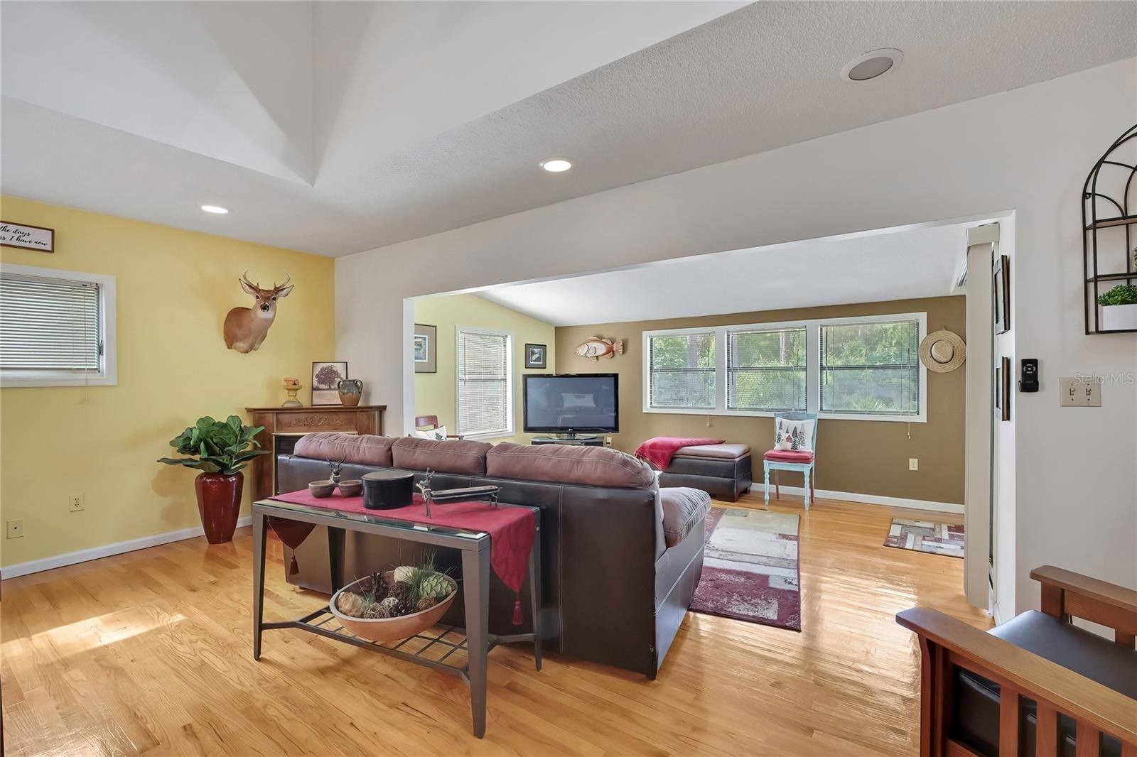 9160 W KINGSTON DR, Homosassa, FL 34448