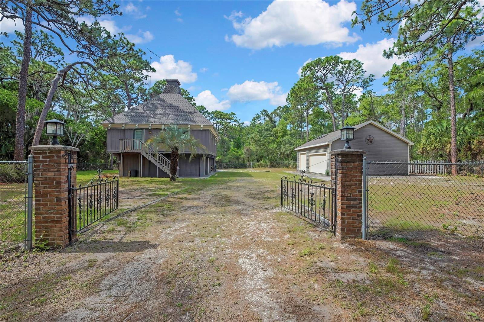 9160 W KINGSTON DR, Homosassa, FL 34448