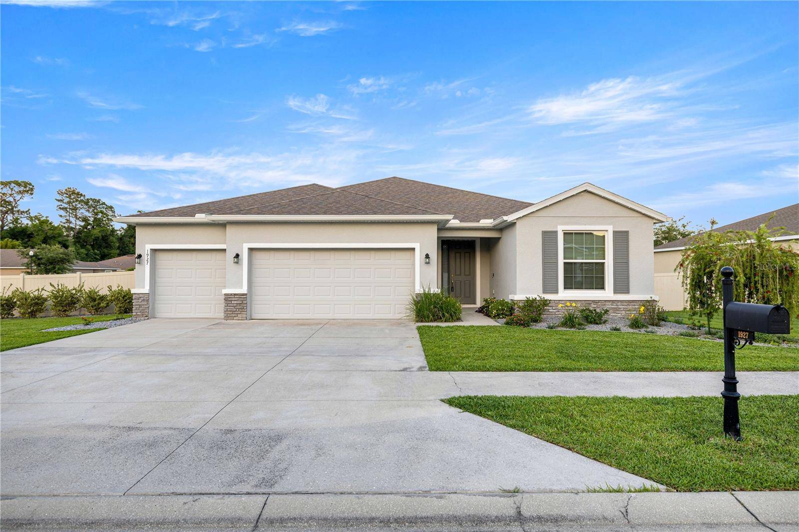 1927 NE 50TH CT, Ocala, FL 34470