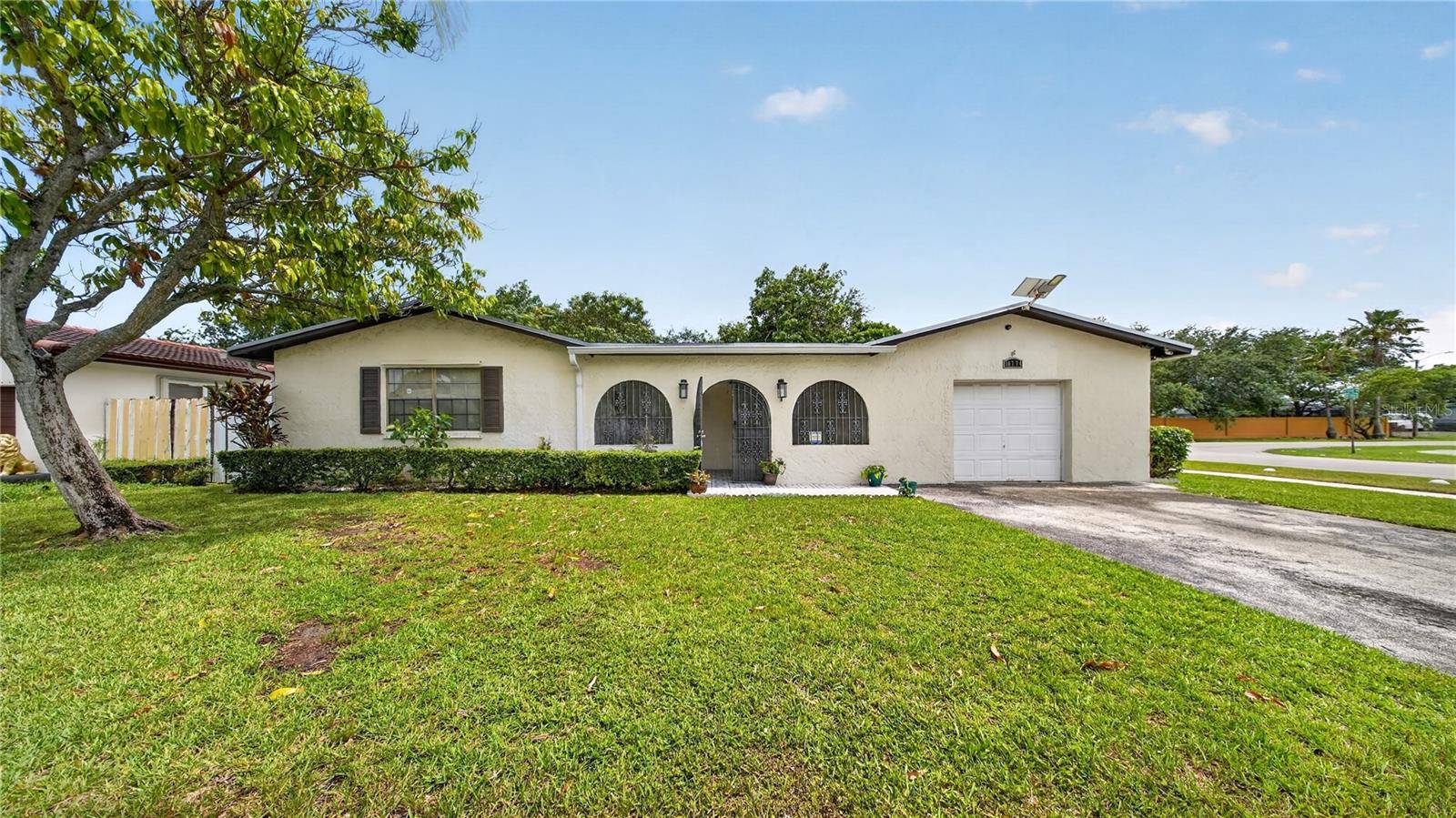 10774 SW 175TH TER, Miami, FL 33157