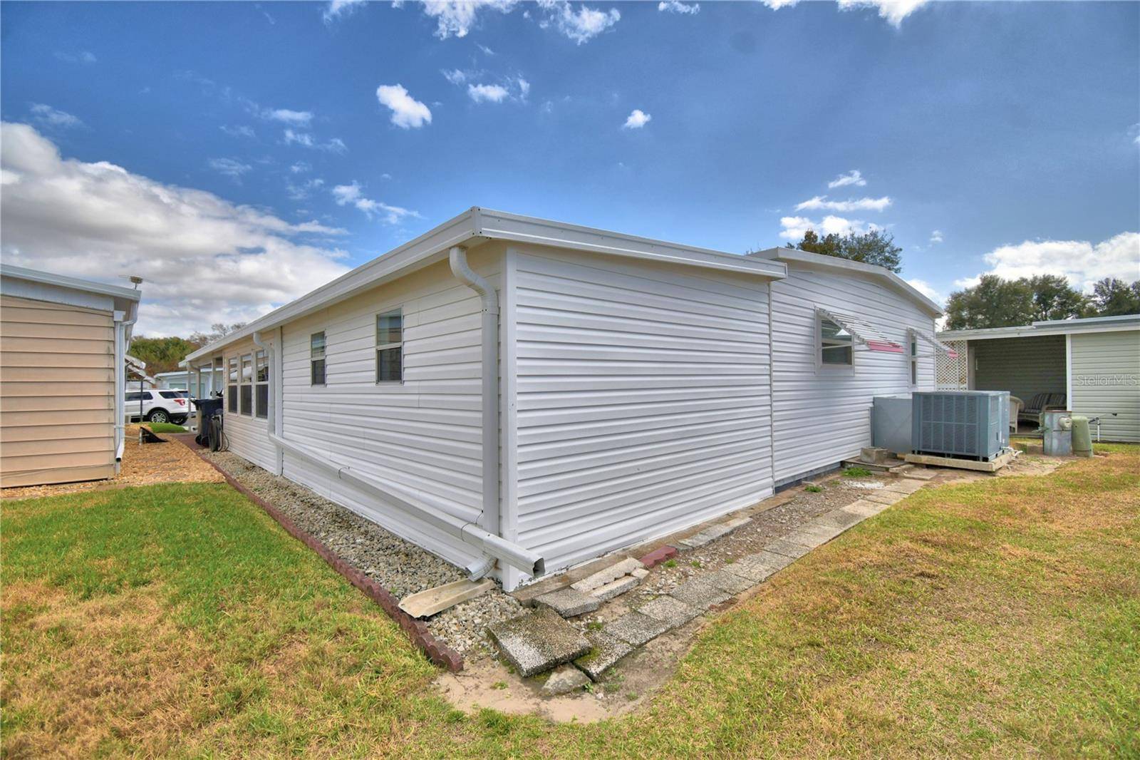 145 HOLIDAY LN, Auburndale, FL 33823