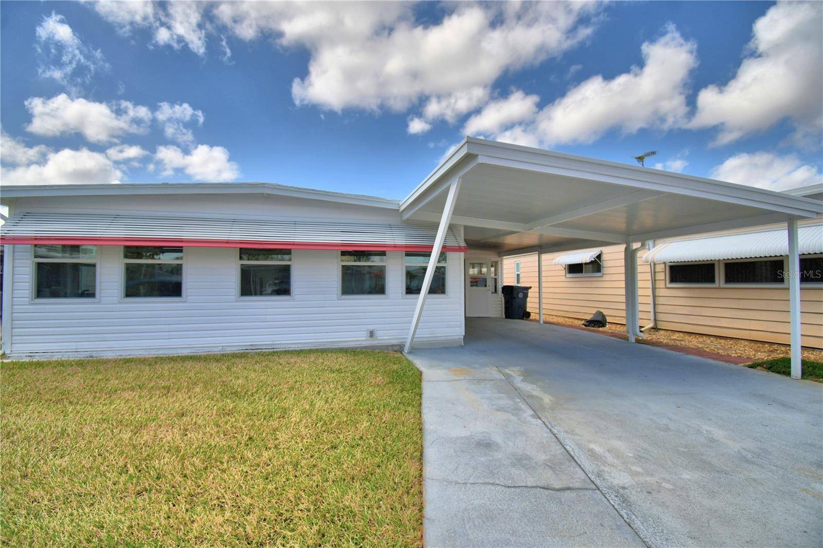 145 HOLIDAY LN, Auburndale, FL 33823
