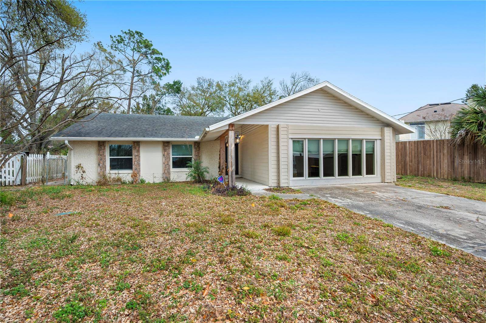 132 ALACHUA DR, Winter Haven, FL 33884