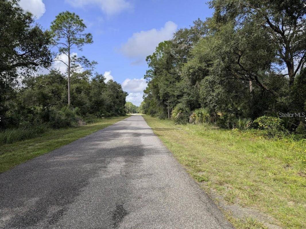 914 & 916 POINCIANA DR, Indian Lake Estates, FL 33855