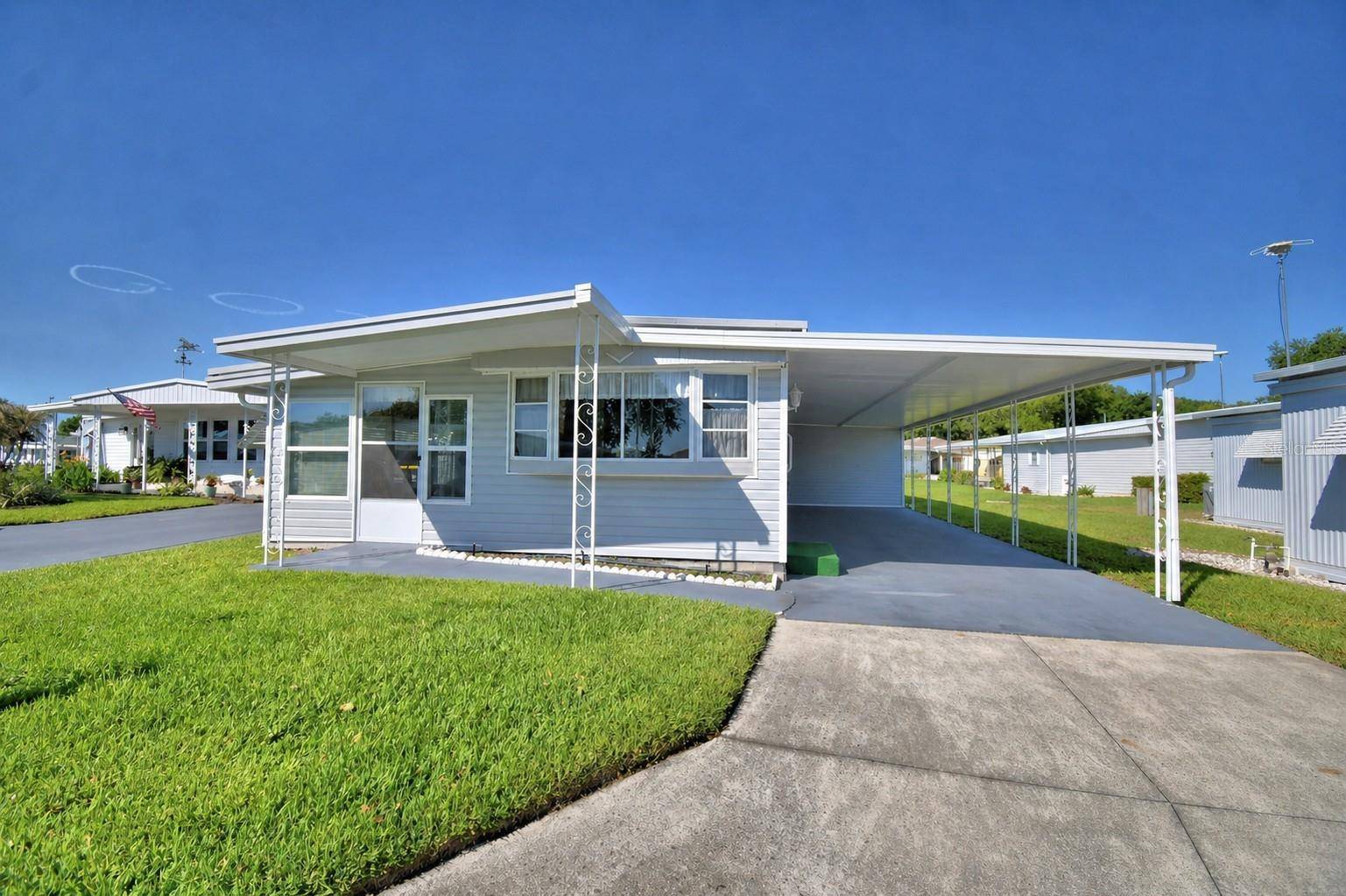 117 HOLIDAY LN, Auburndale, FL 33823