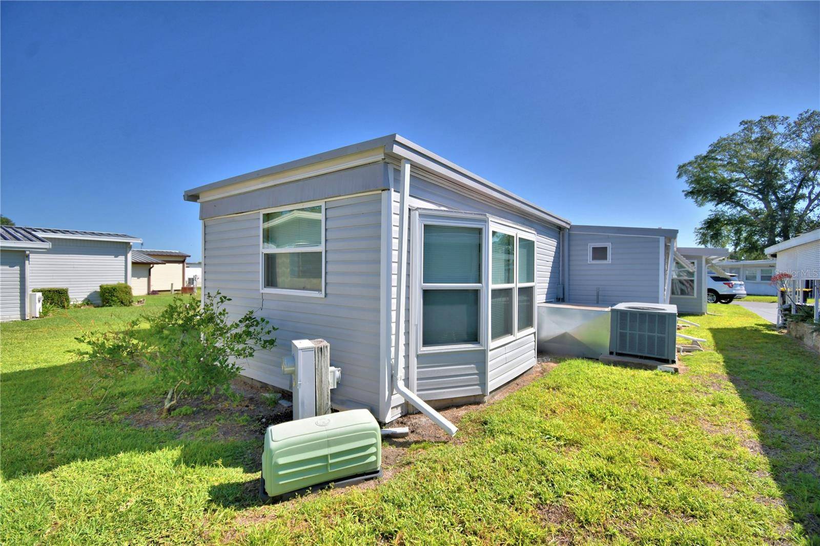 117 HOLIDAY LN, Auburndale, FL 33823