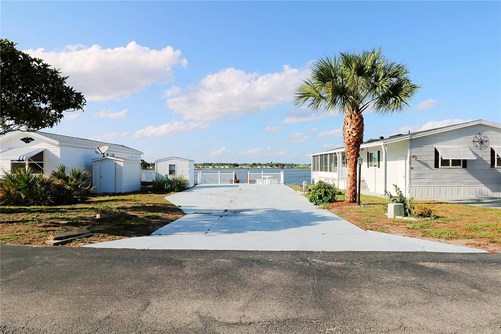 7205 WINDSONG DR, Lake Wales, FL 33898