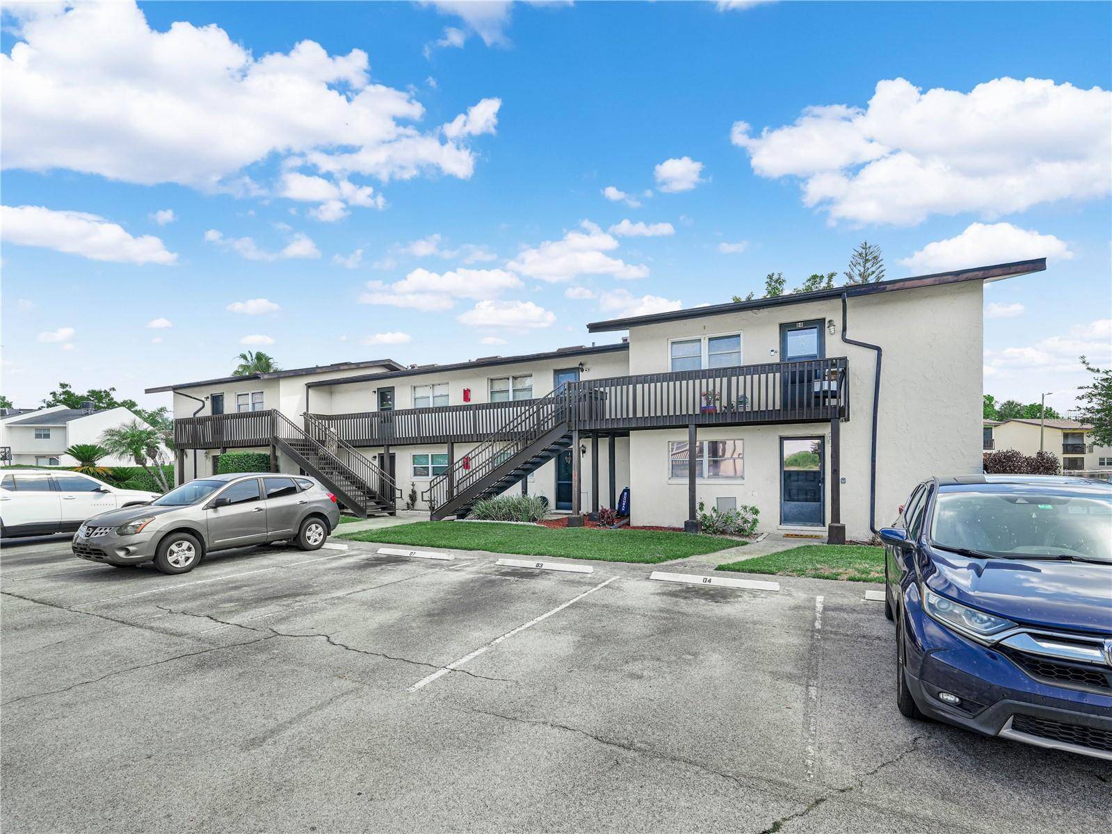 900 AVENUE Z SE #D6, Winter Haven, FL 33880