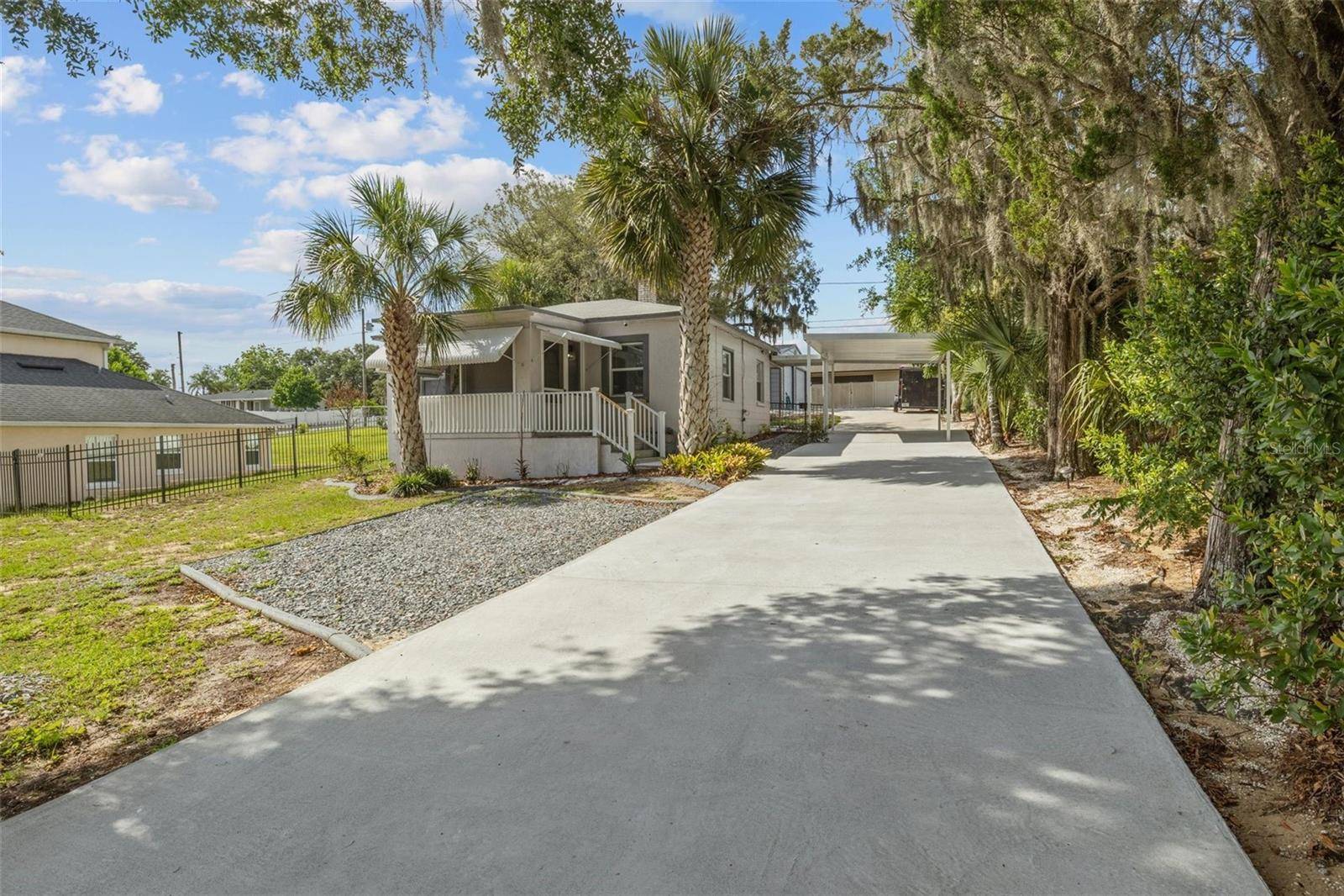 205 W MAPLE ST, Davenport, FL 33837