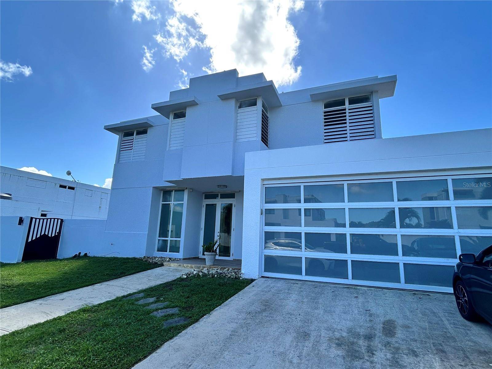 345 CALLE TULIPAN, Caguas, PR 00725
