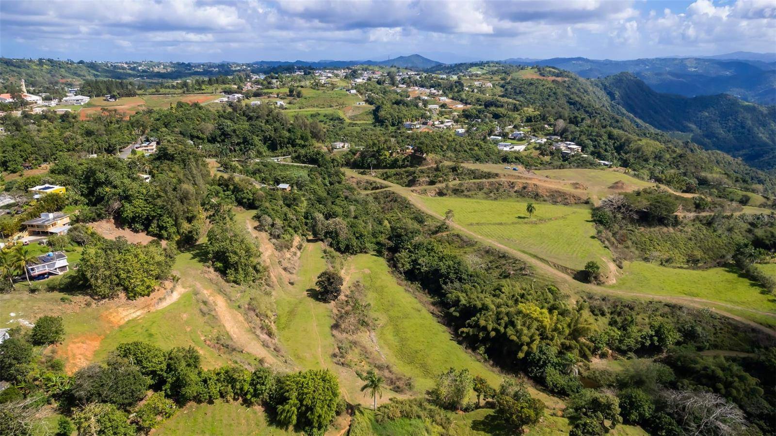 Road 152 CAMINO LAS ORQUIDEAS RD, Barranquitas, PR 00794