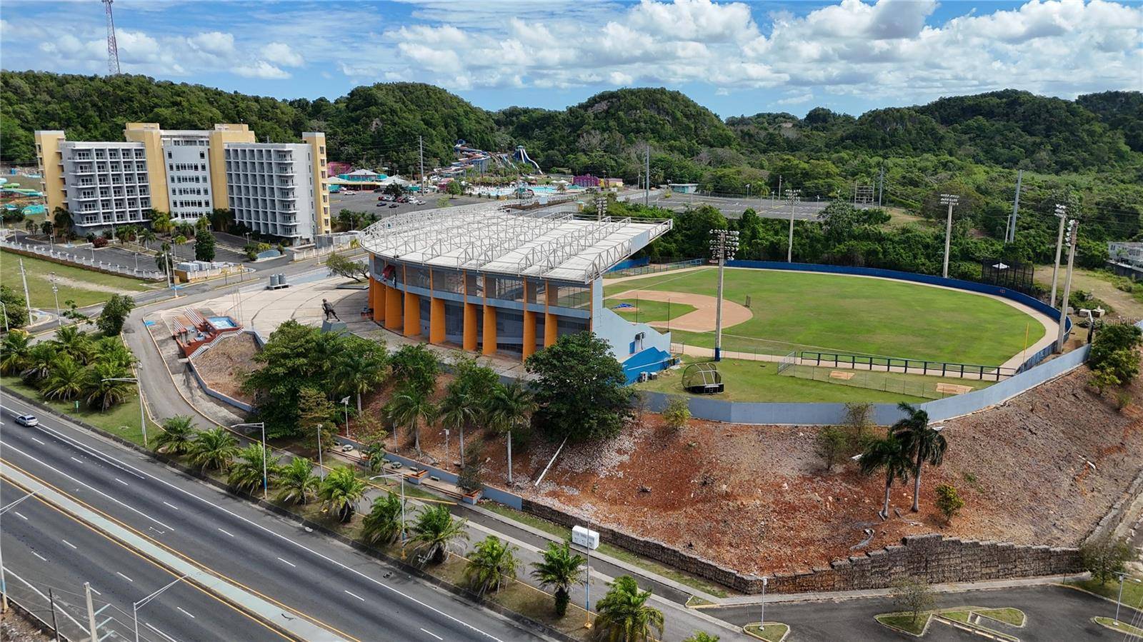 7 CALLE OPALO, Aguadilla, PR 00603