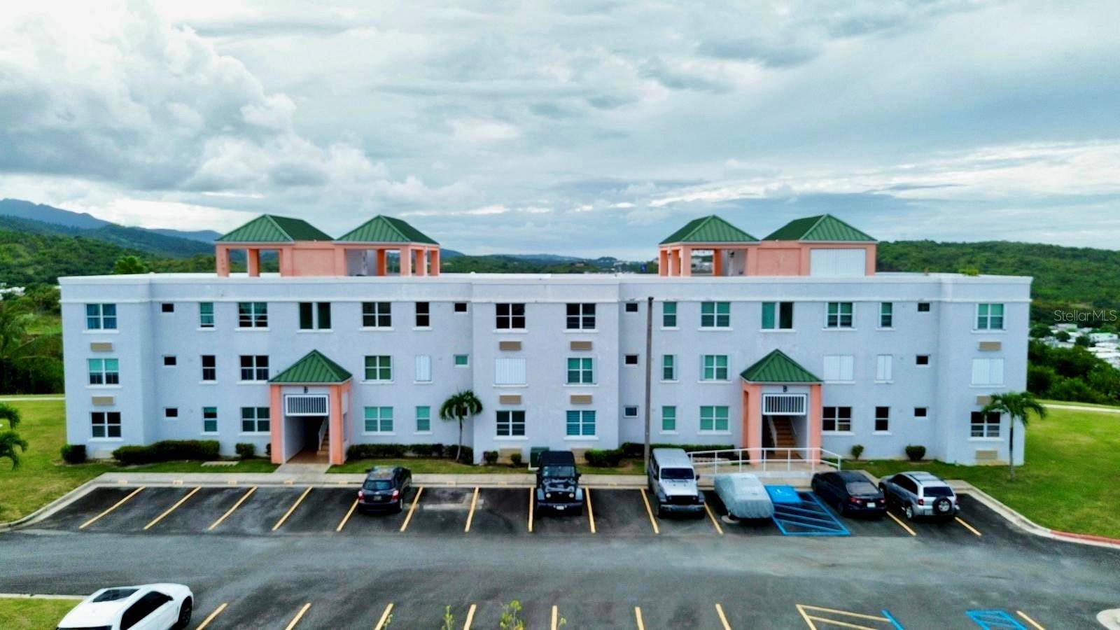 Cond. La Loma B-104 #104, Fajardo, PR 00738