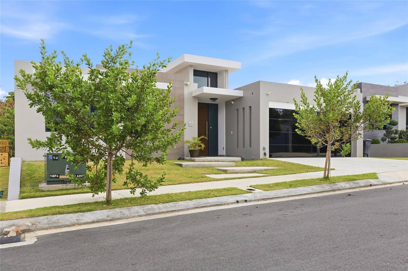 Urb Las Casonas ARANDA, Guaynabo, PR 00966